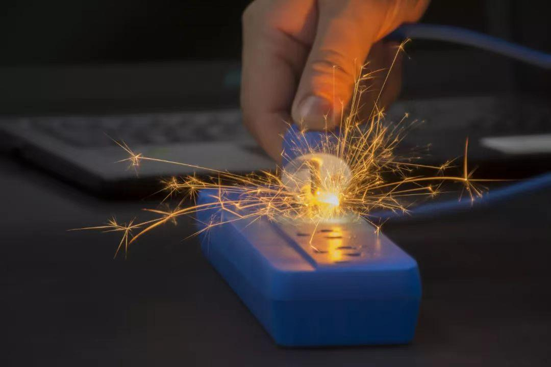 什么是故障電弧？產(chǎn)生的原因是什么？